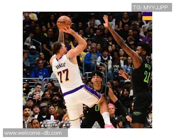 NBA赛事分析火箭力克雷霆勇士遭尼克斯阻击湖人轻松战胜黄蜂